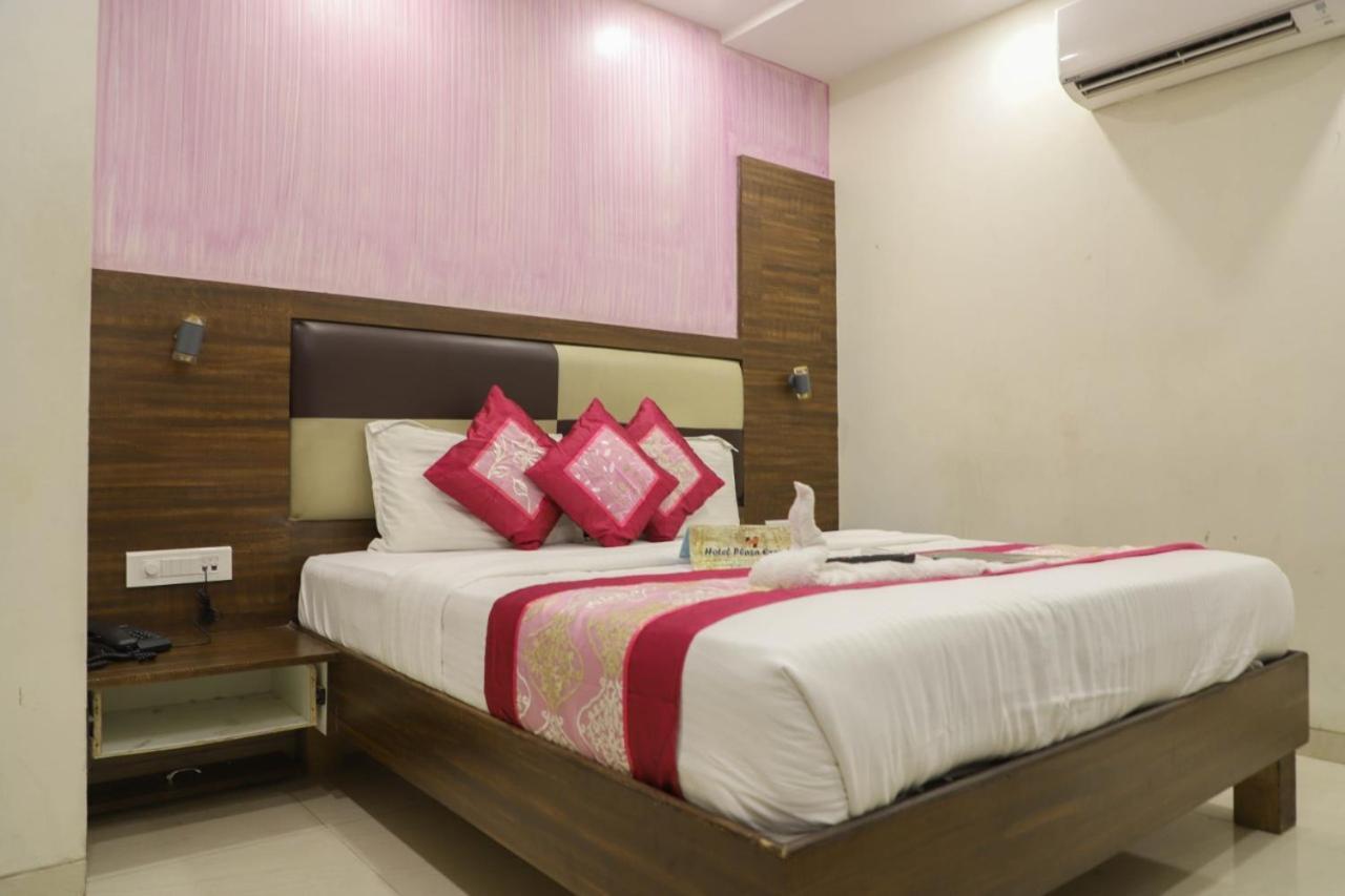 מומביי Hotel Plaza Executive - Near Bkc מראה חיצוני תמונה