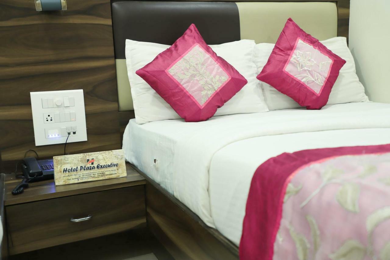 מומביי Hotel Plaza Executive - Near Bkc מראה חיצוני תמונה