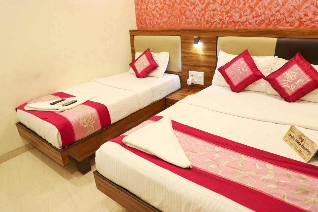 מומביי Hotel Plaza Executive - Near Bkc מראה חיצוני תמונה