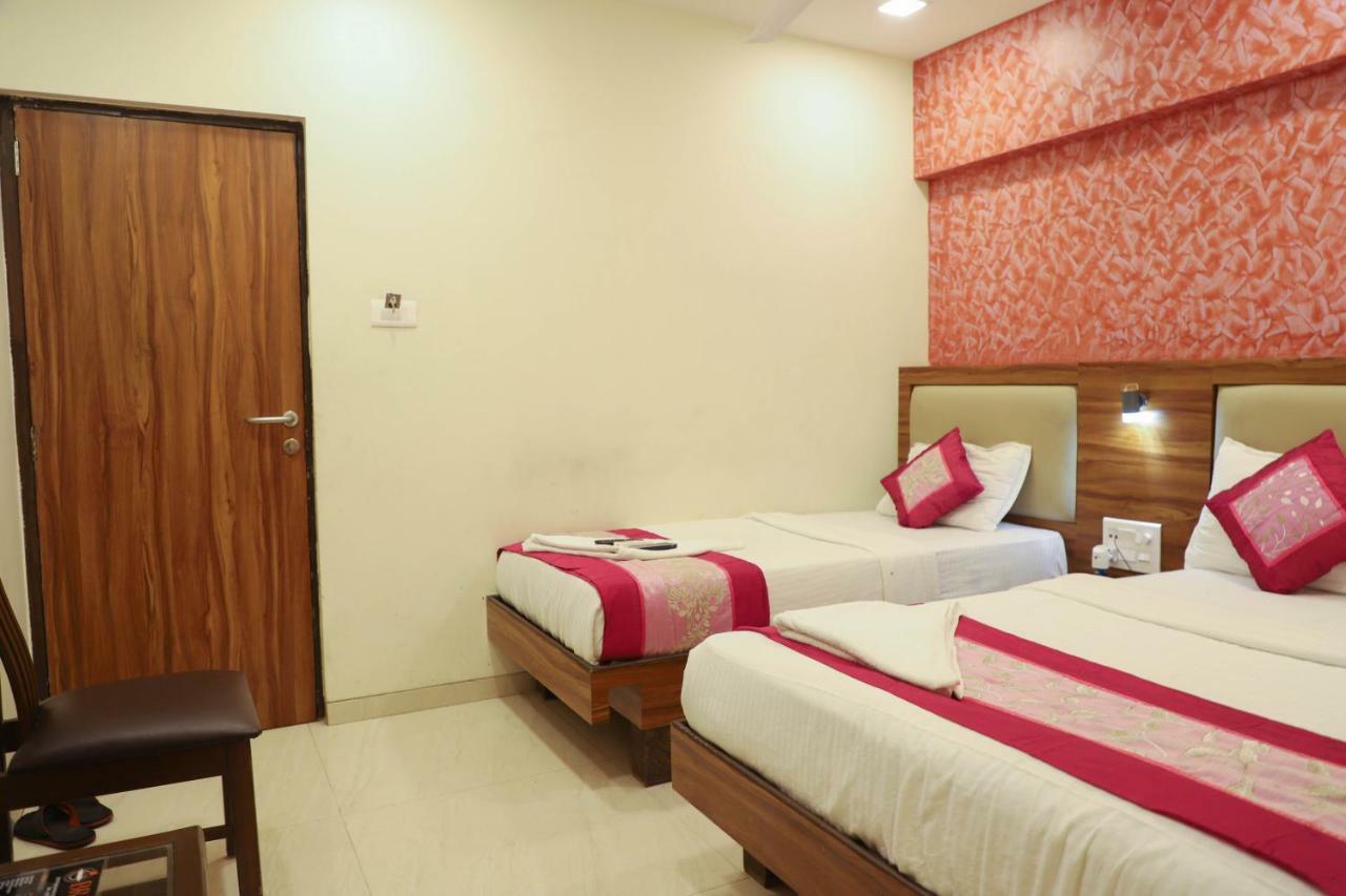 מומביי Hotel Plaza Executive - Near Bkc מראה חיצוני תמונה