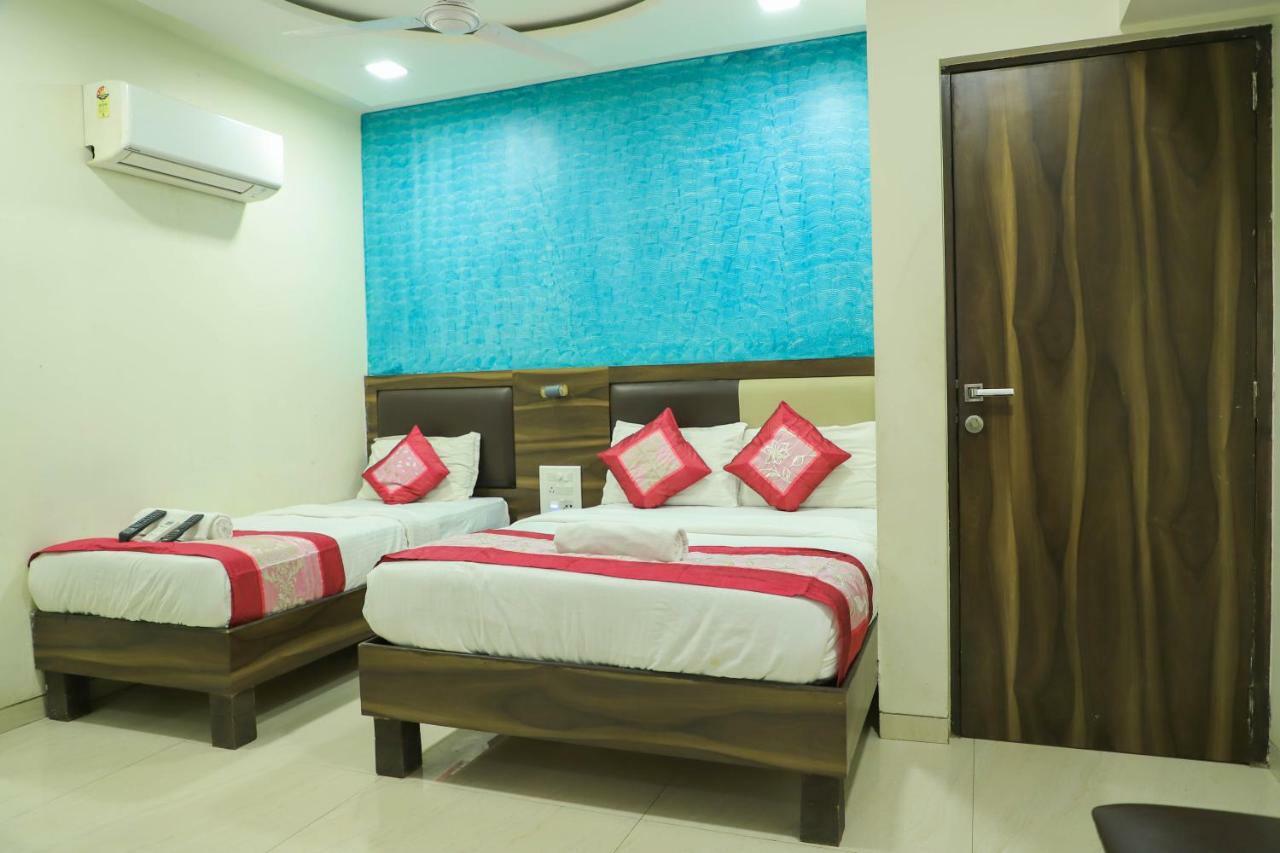 מומביי Hotel Plaza Executive - Near Bkc מראה חיצוני תמונה