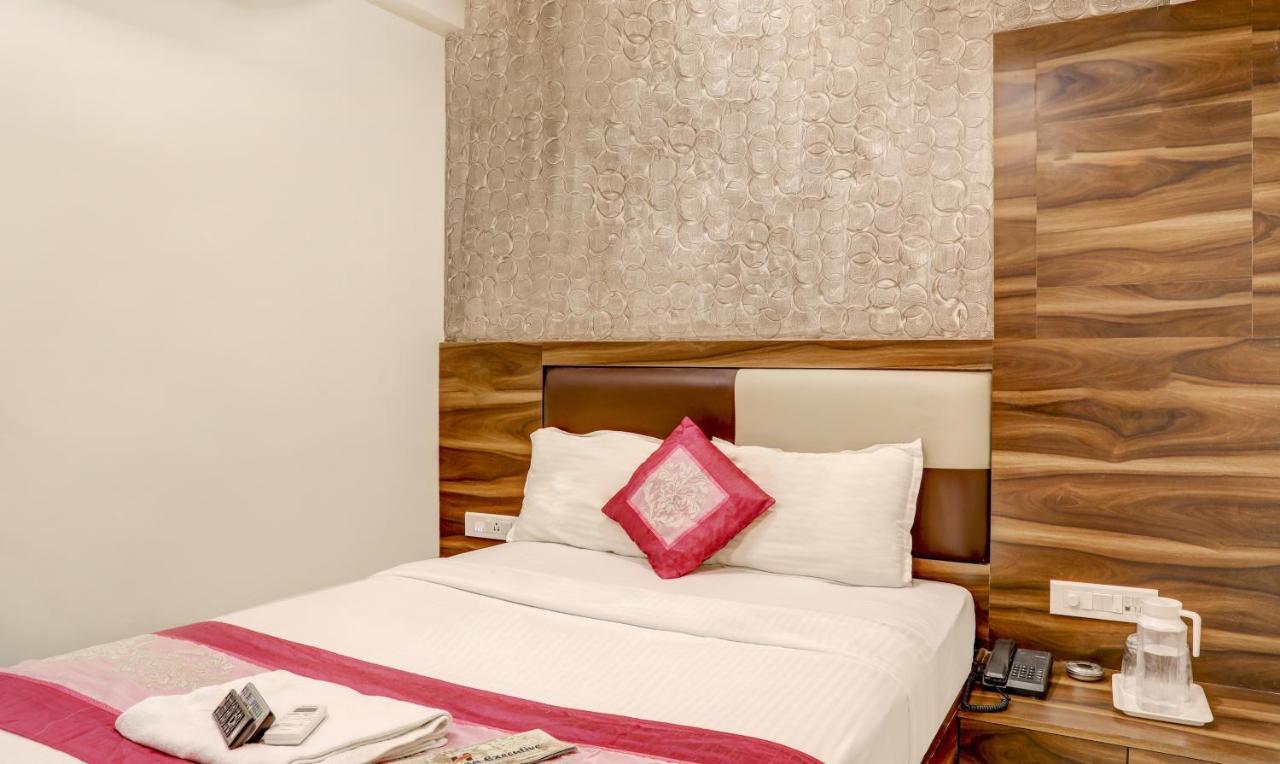 מומביי Hotel Plaza Executive - Near Bkc מראה חיצוני תמונה